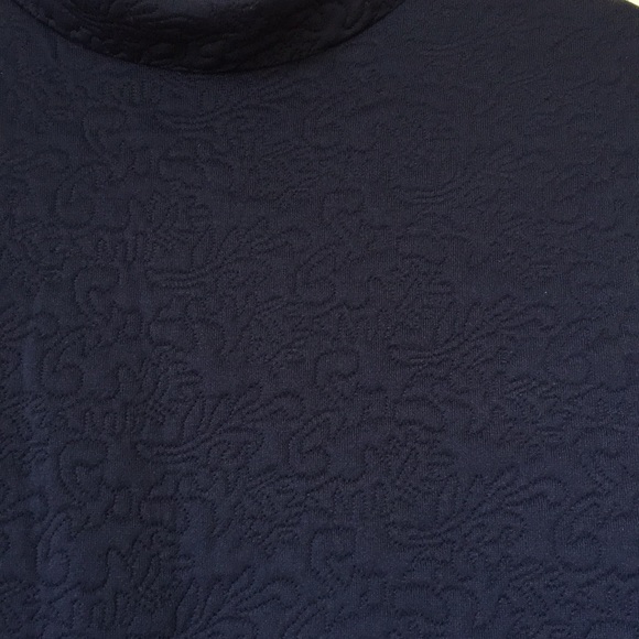 Pretty dress - Picture 5 of 7